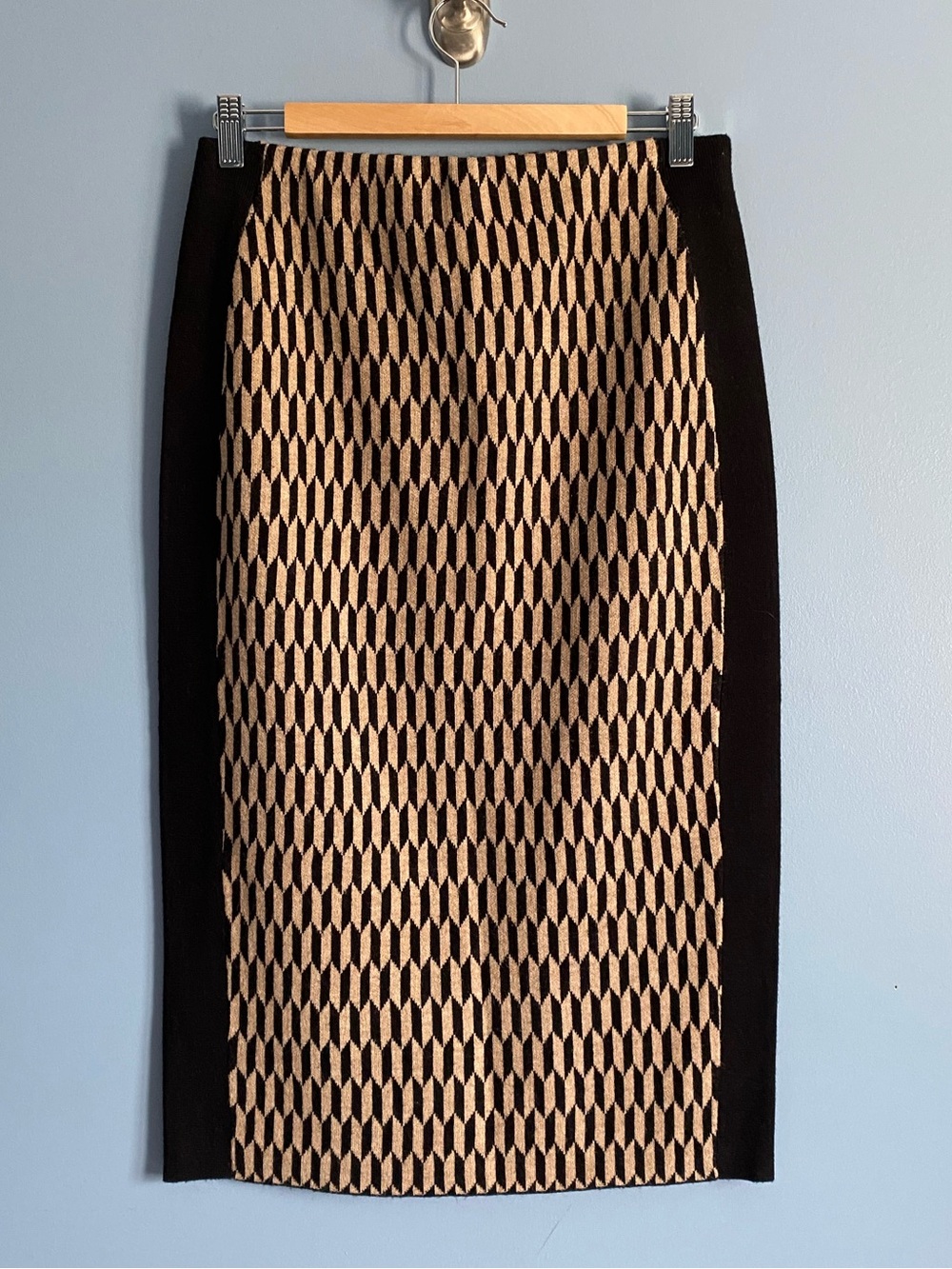 RW&CO. Black and Cream Geometric Knit Pencil Skirt